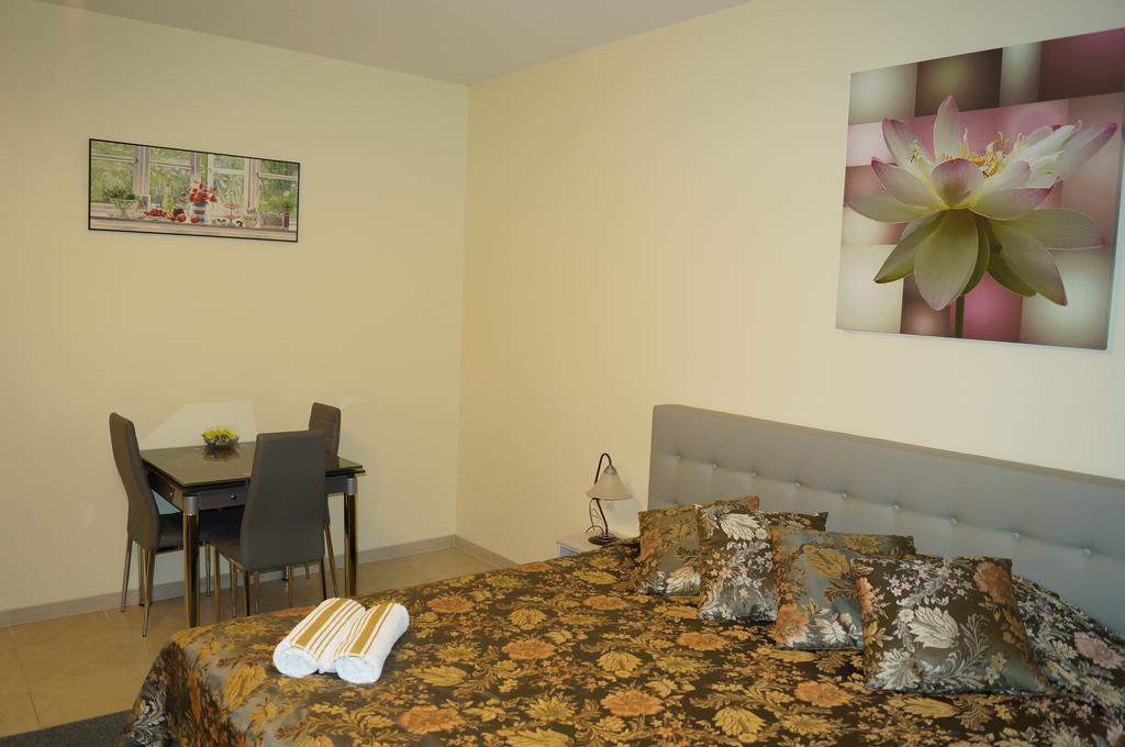 Apartamentai Vyta Klaipėda Exteriör bild